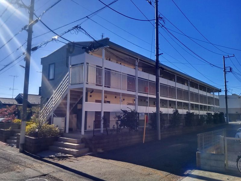 レオパレスプランドール 外観