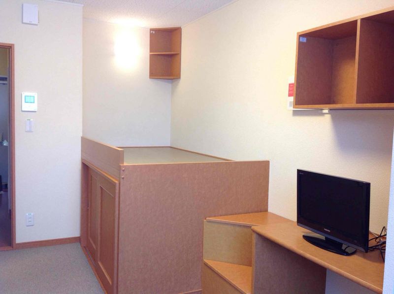 レオパレスＭＩＮＯＲＩＡ 居間