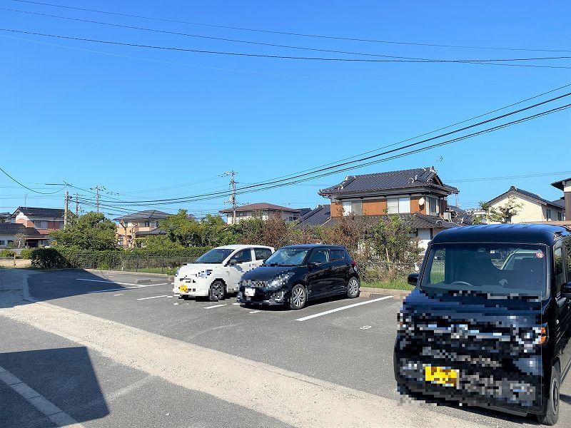レオパレスＷｉｎｇ 駐車場