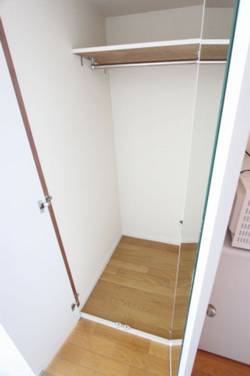 レオパレスＶｉｌｌａ 収納
