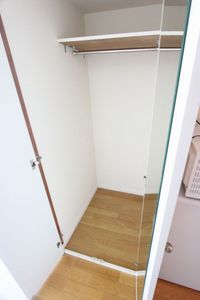 レオパレスＶｉｌｌａ 収納