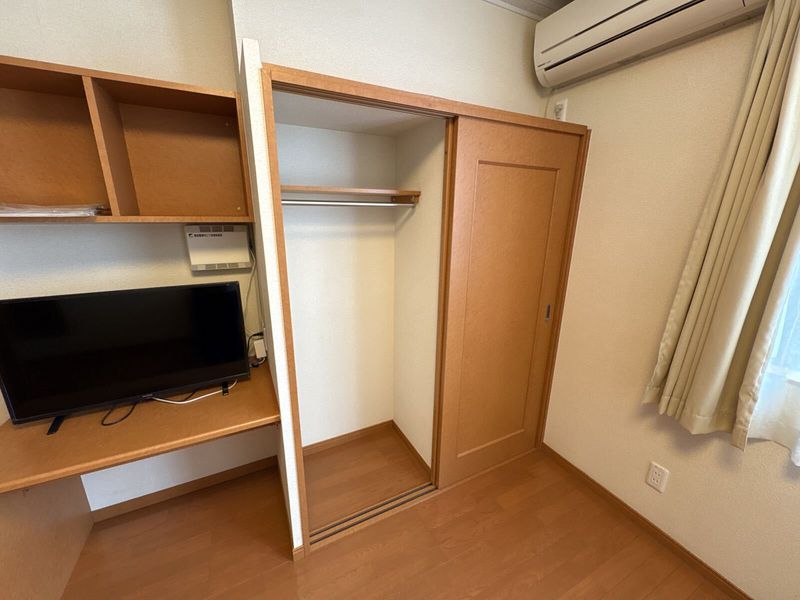 レオパレスクオーレ 収納
