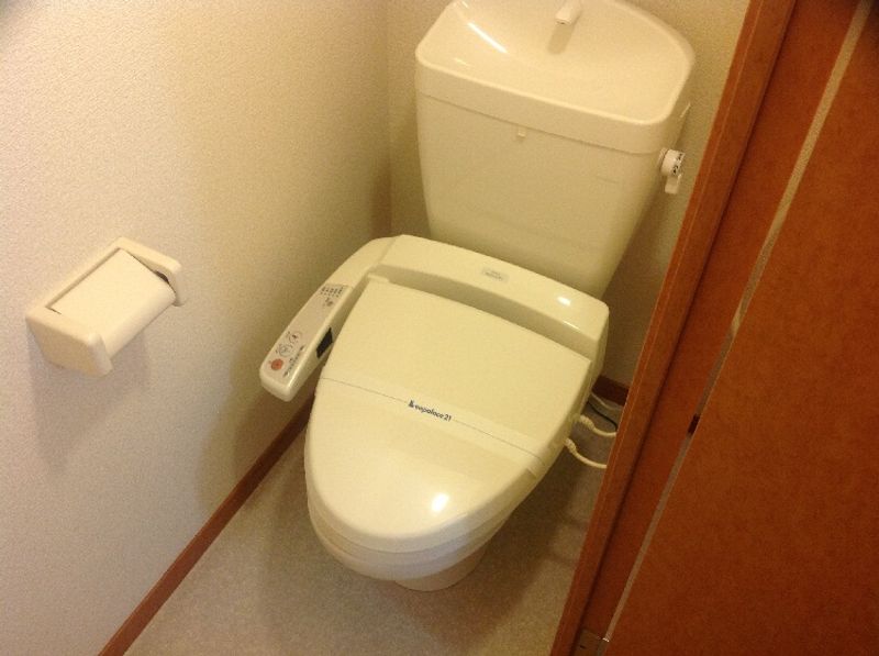 レオパレス白山高木 トイレ