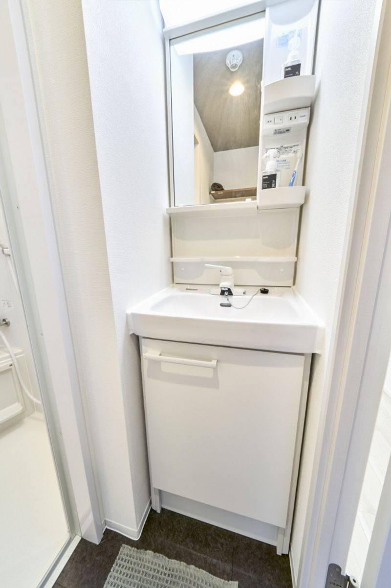 ArLk Muroka Washroom