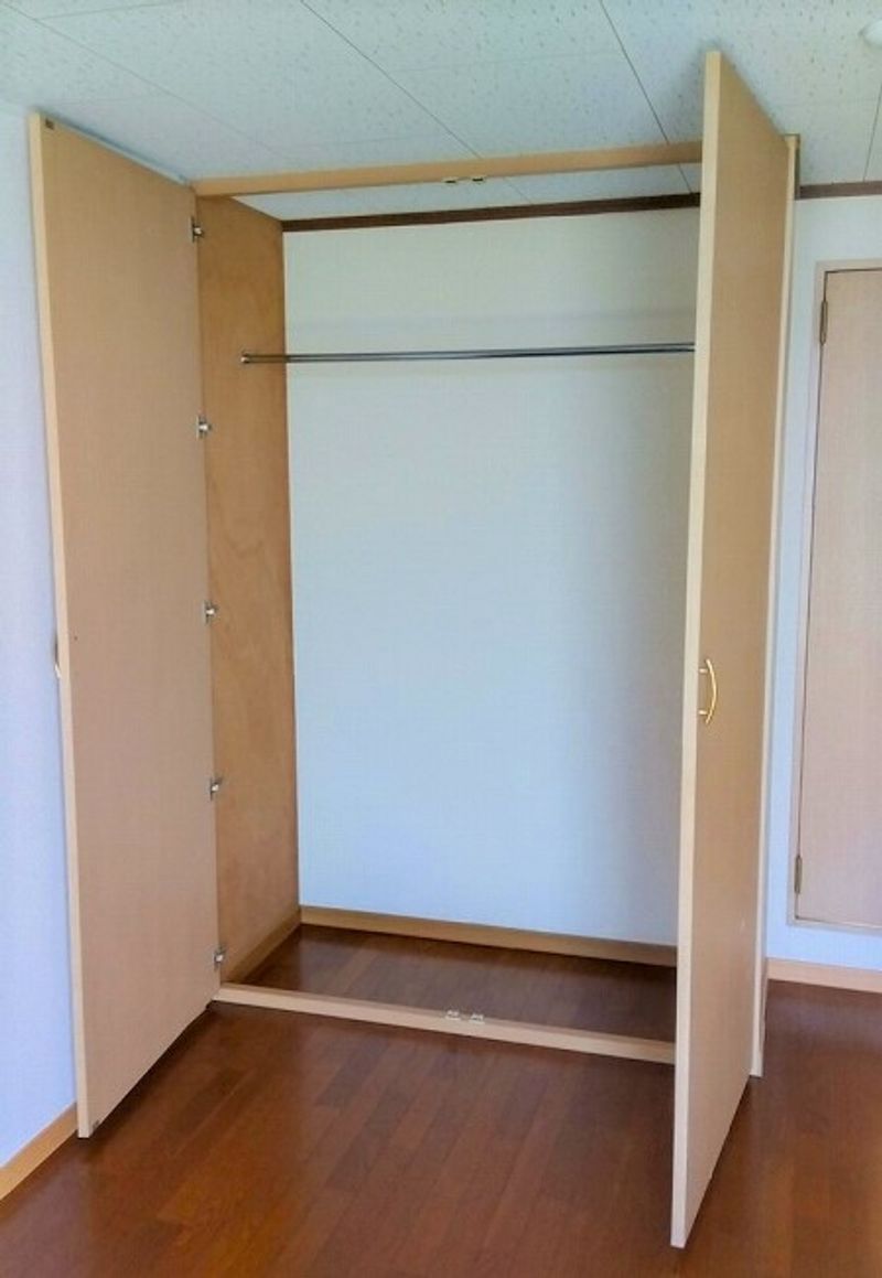 レオパレスシティーＢ 収納