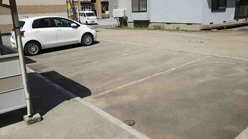 レオパレスＳｅａｓｉｄｅⅢ 駐車場
