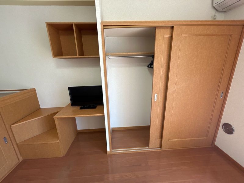 レオパレスシェルコート 収納