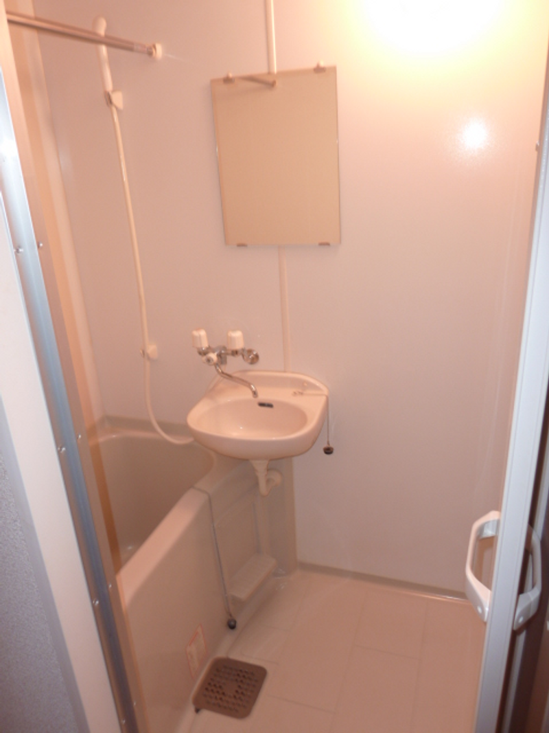 レオパレスウッドヒル 風呂