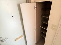 レオパレスアクティブ 玄関
