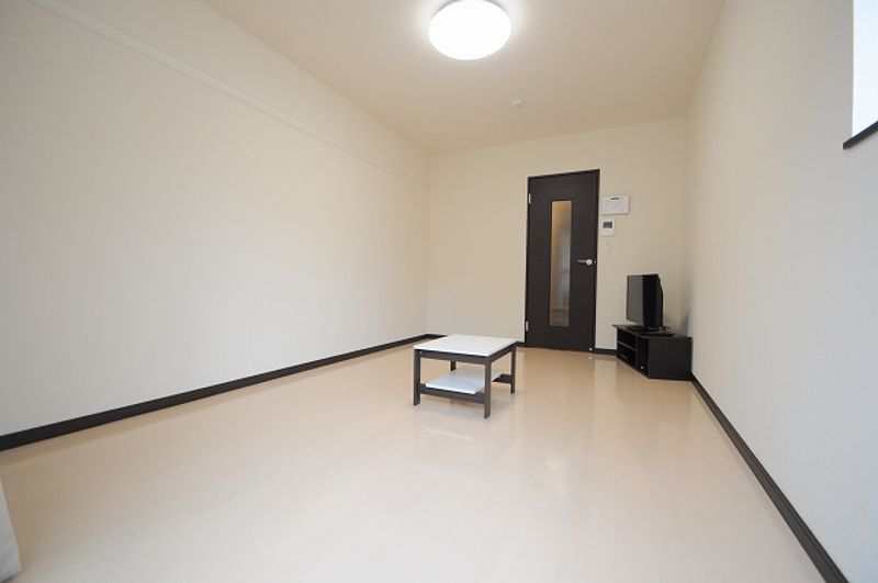 レオネクスト白枝Ⅱ 居間