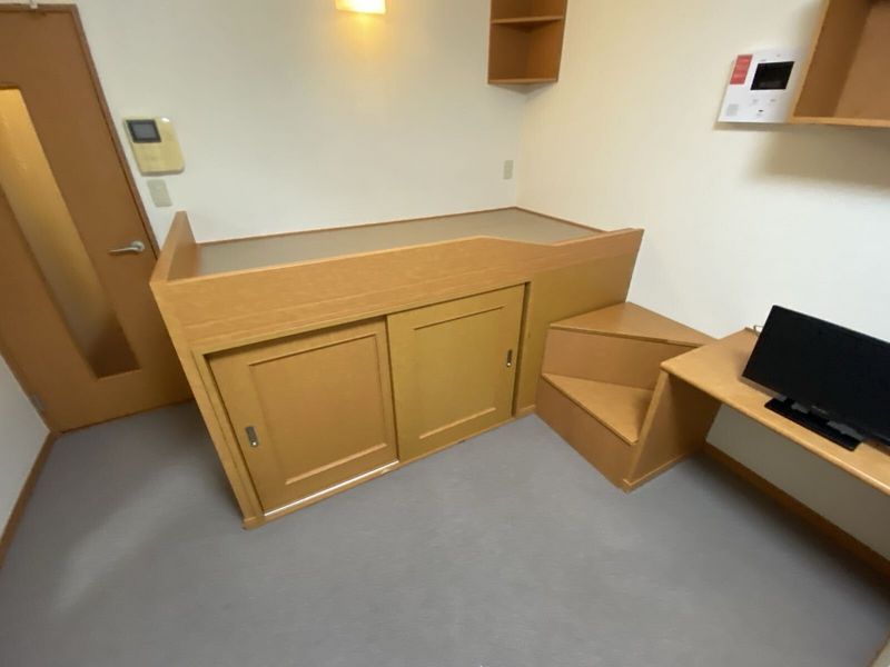 leopalace Esperanza Khác