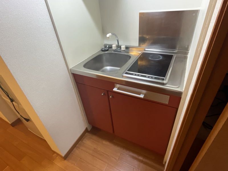 レオパレスゼフィール キッチン