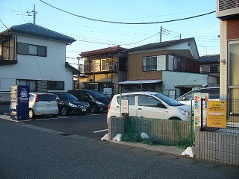 レオネクストＹ　Ｙ　Ｍ 駐車場
