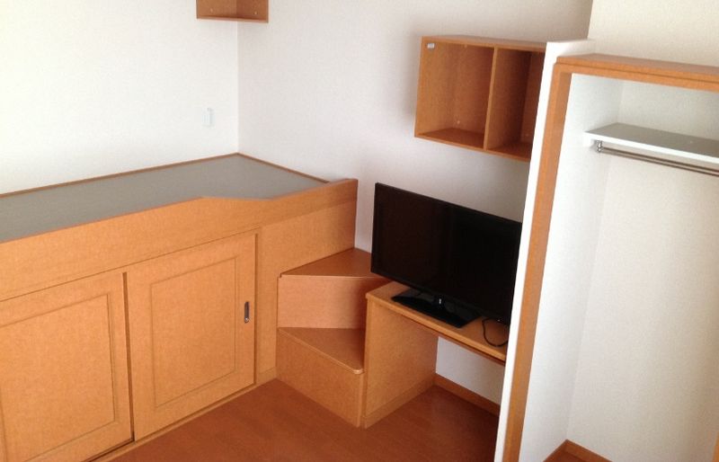 レオパレスグランデ 寝室