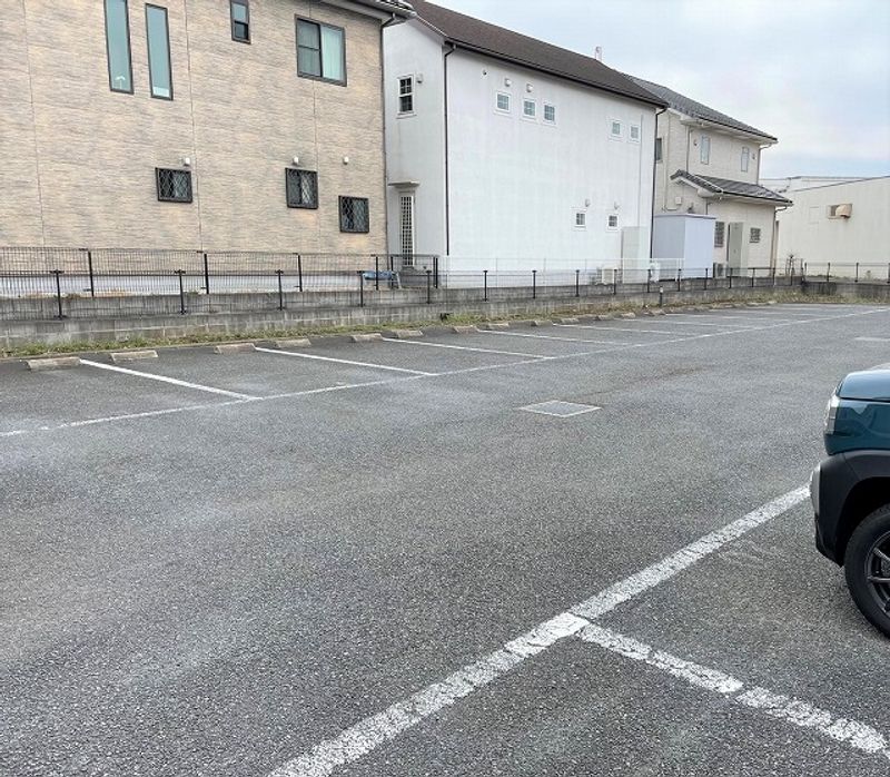 レオパレスエクレールⅡ 駐車場