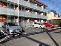 レオネクストビタノーバ 駐車場