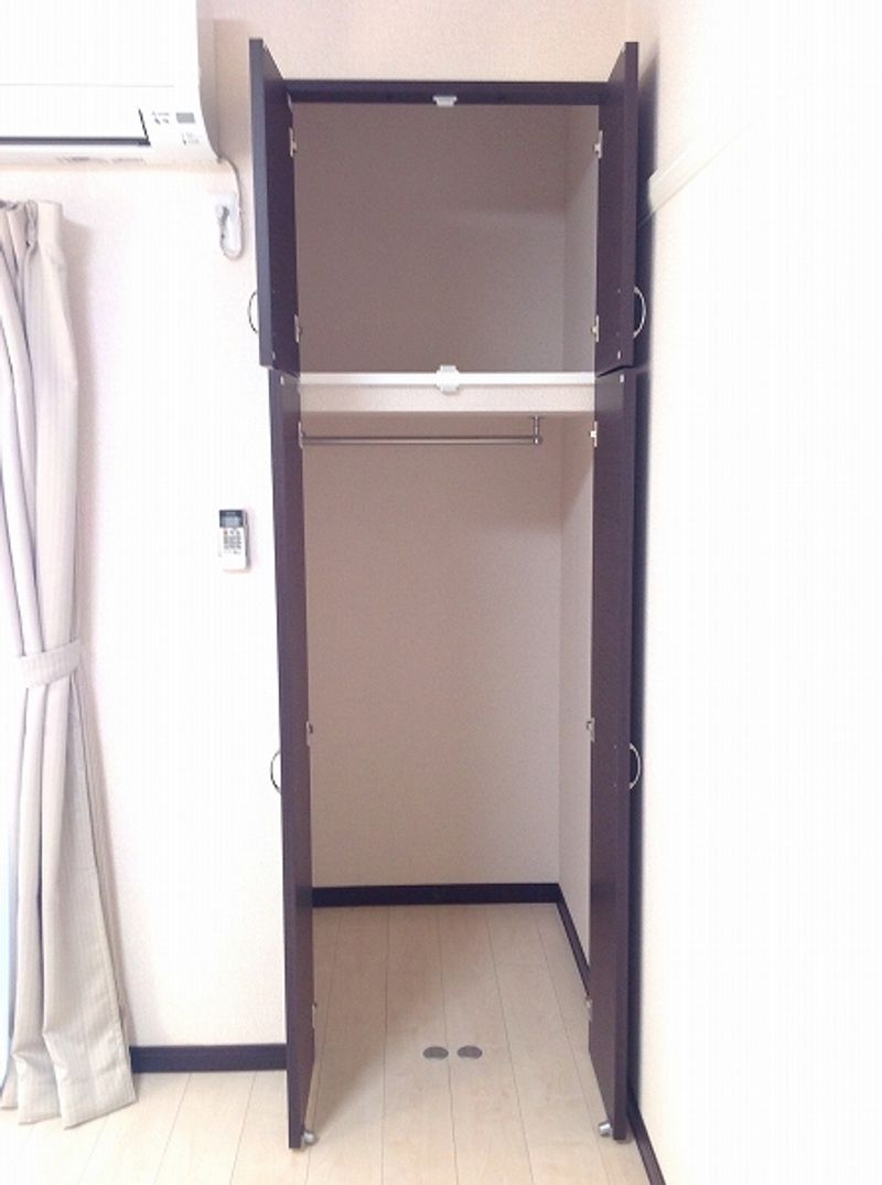 MIRANDA JIN IV 수납공간