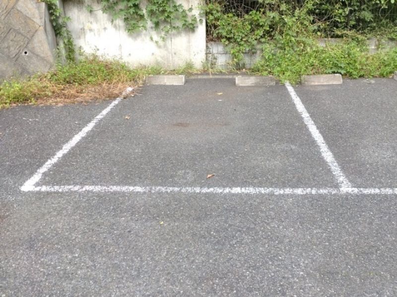 レオパレス都筑 駐車場