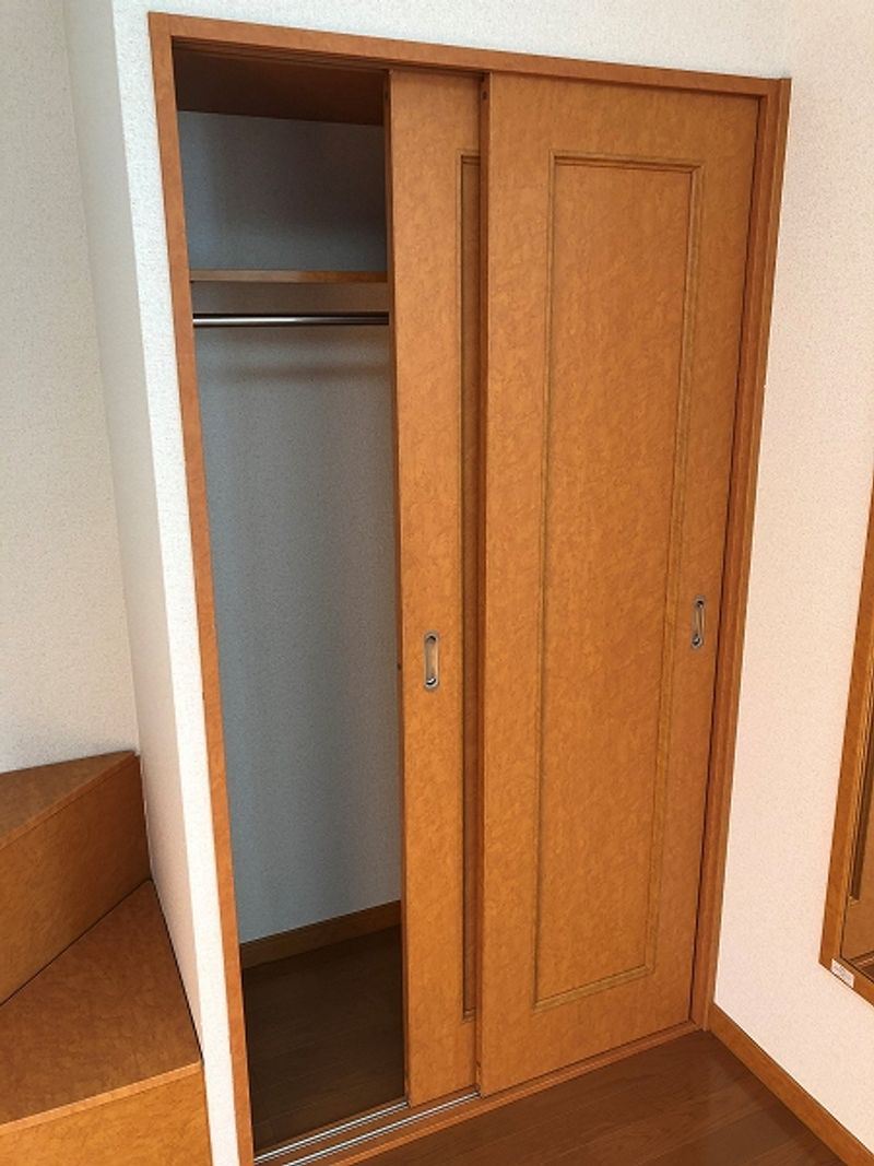 レオパレスオプト 収納