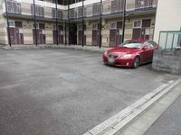 レオパレスエムズ千代田 駐車場