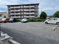 レオネクストアテナⅢ 駐車場