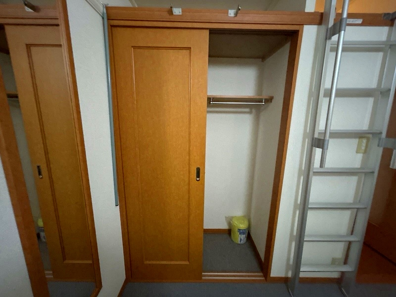 レオパレス目白通 収納