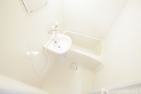 レオパレス向園 風呂