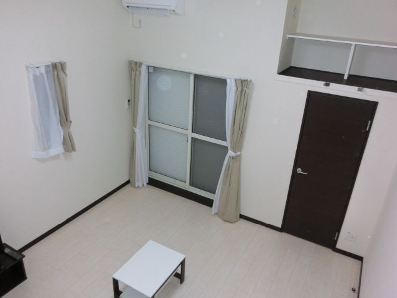 レオネクストハピネス東名 居間