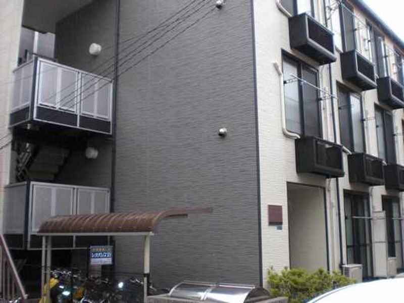 レオパレスたい 外観