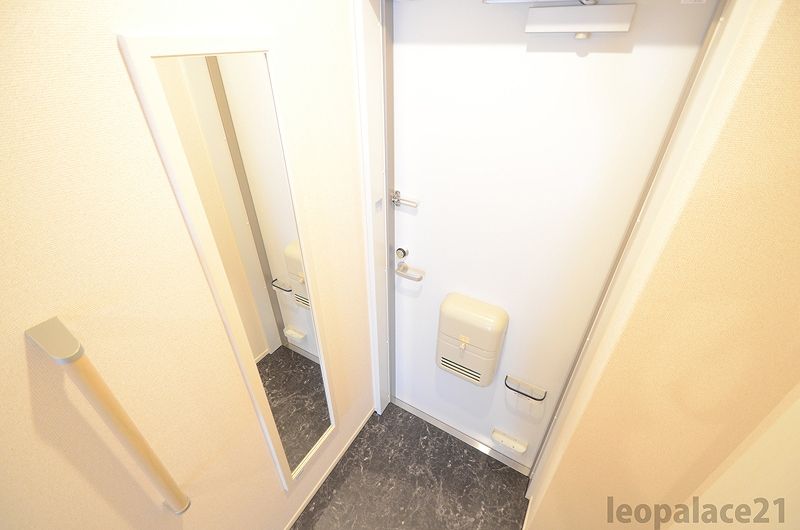 クレイノ悠々木屋 玄関