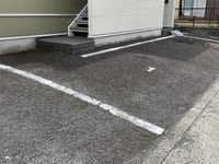レオパレスサンモール 駐車場