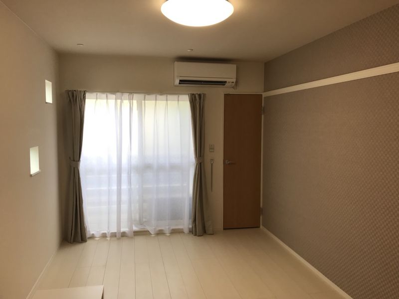 クレイノアイリスいなば 居間