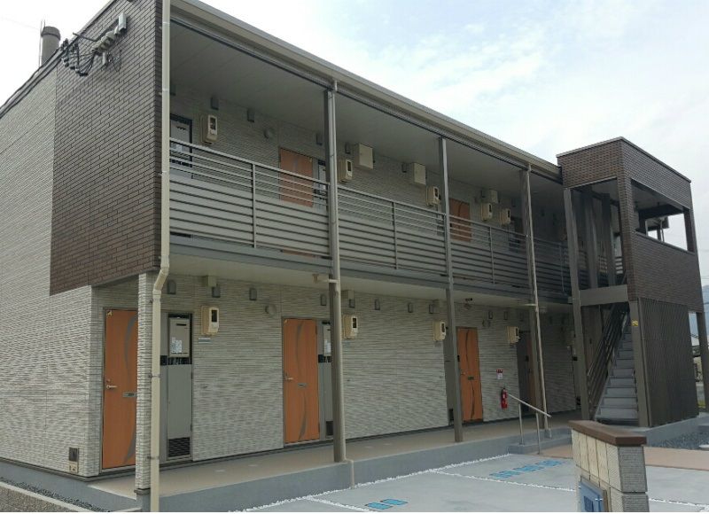 クレイノいずえ 玄関