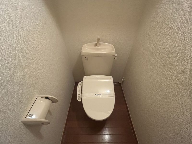 レオパレスワンズヴィレッジ大宮 トイレ