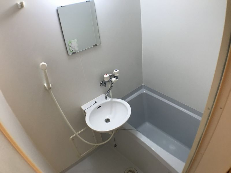 レオパレスＫ　Ｒｅｖｅ 風呂