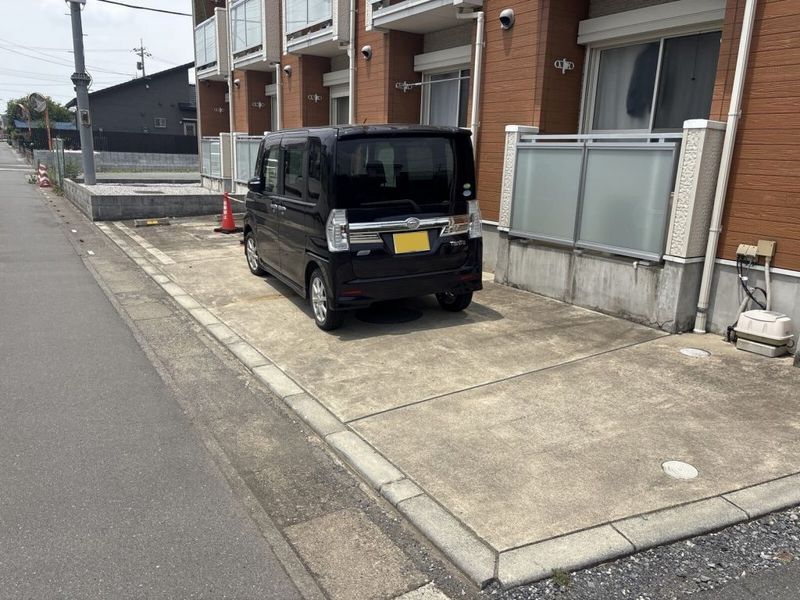 LEONEXT Smile Square 停车场