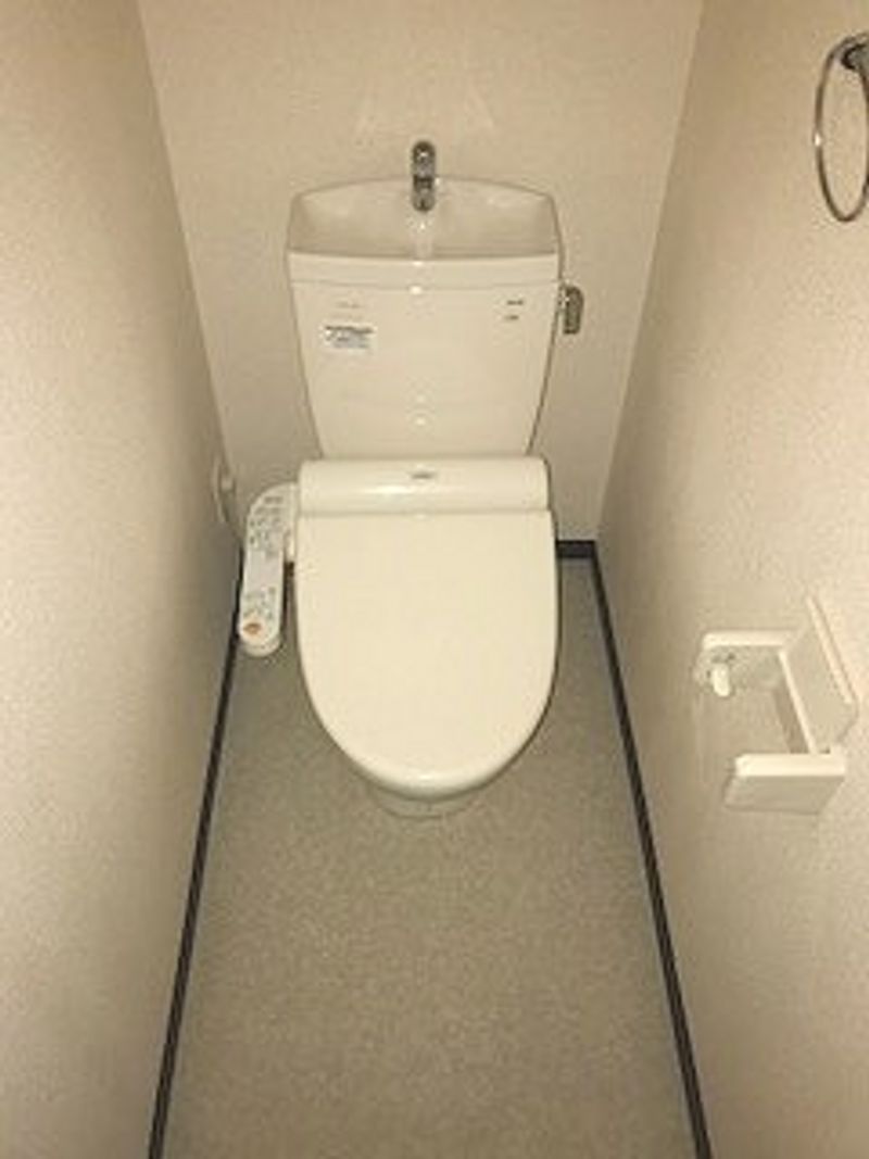 レオネクストローラン トイレ