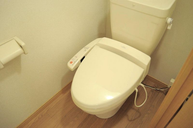 レオパレス三秀Ｃ トイレ