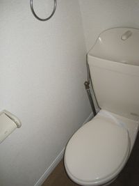 レオパレスメゾネット長本 トイレ