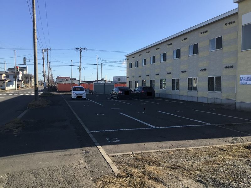 レオパレスバンフィー　Ⅱ 駐車場