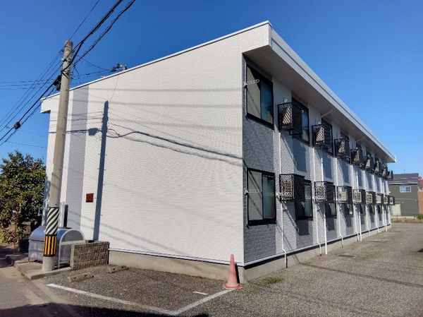 レオパレスサザンヴィレッジ 外観