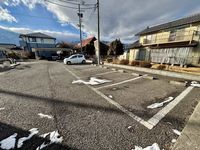 レオパレス梨の木 駐車場