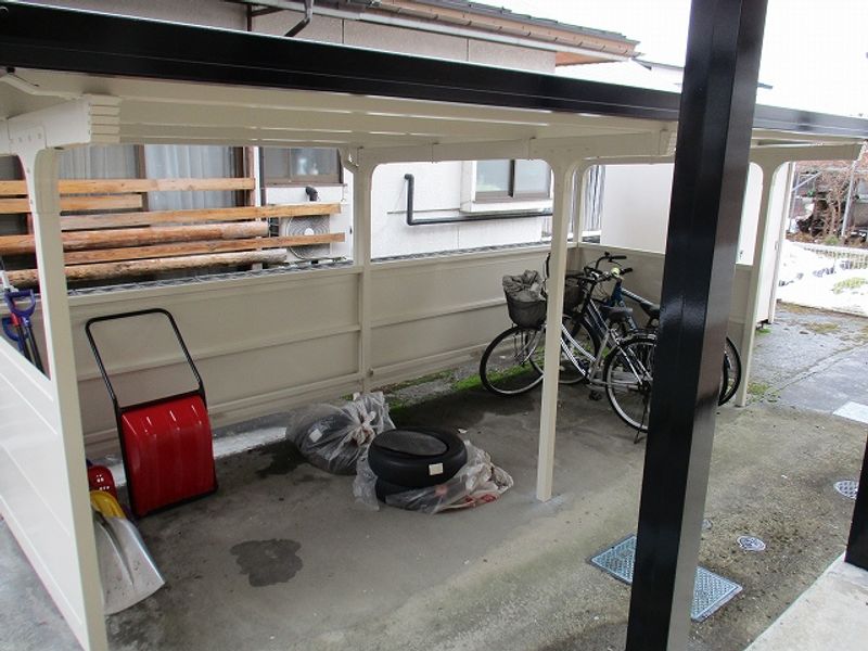 レオパレスＲＩ　ＺＵ　ＭＵ 共用部分