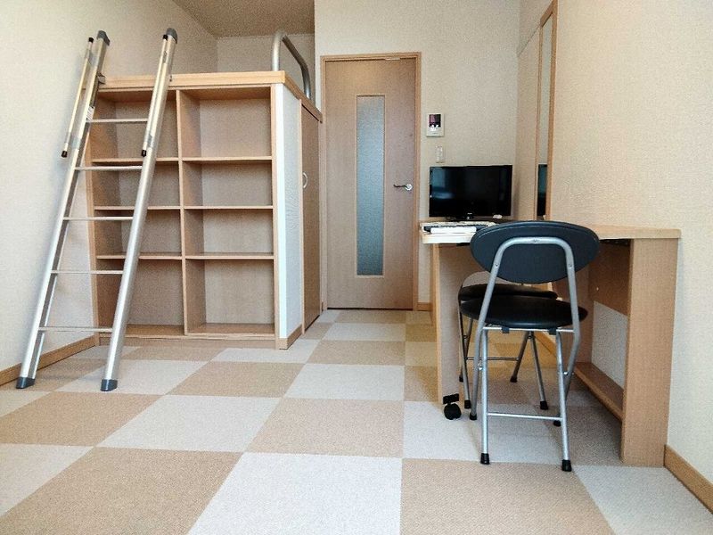 leopalace K Woods II Living room