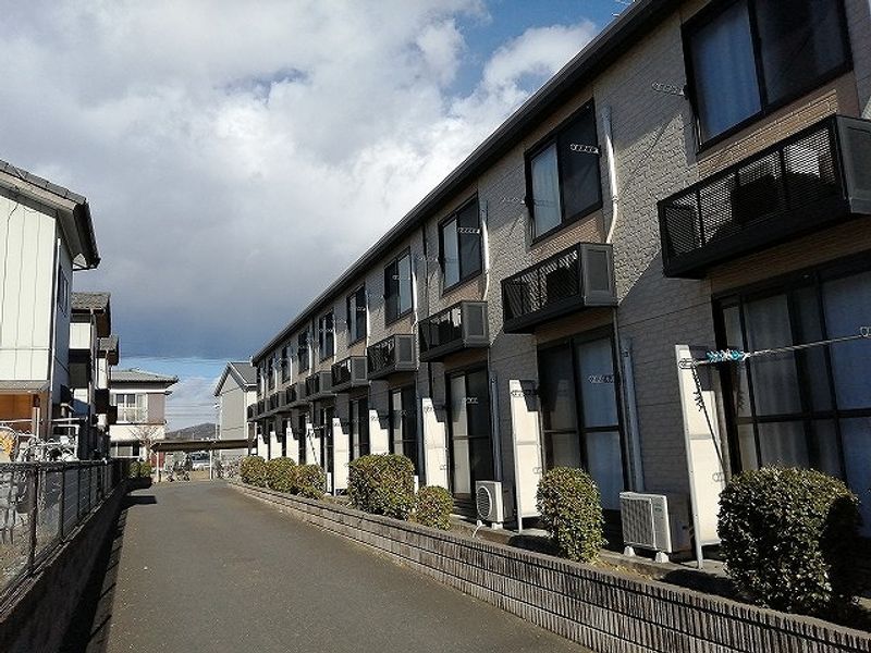 レオパレスウィンドハイツ 外観