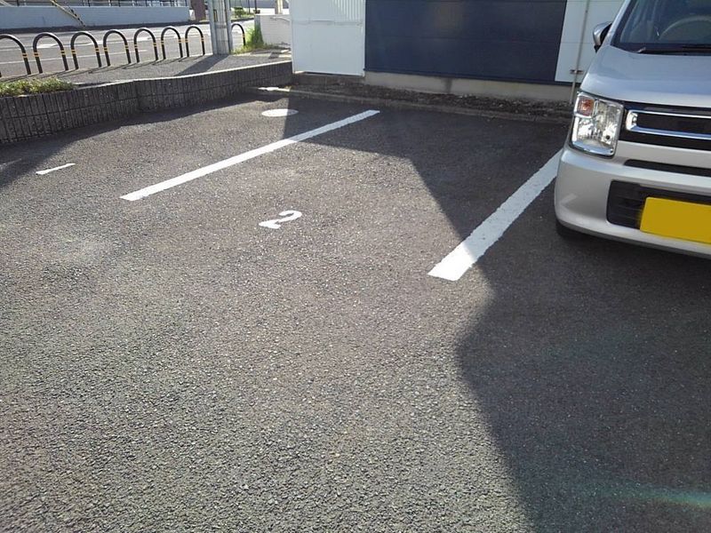 レオパレスＳｕｎＦｌｏｗｅｒ 駐車場