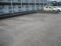 レオパレスセゾン 駐車場