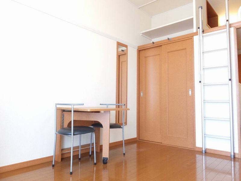 レオパレスａｉ 居間
