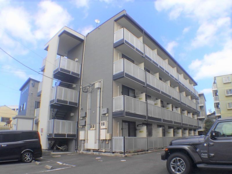 レオパレスベトレーテンナーベ 外観