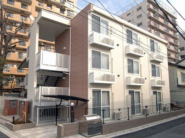 レオパレスロゾヴォ 外観